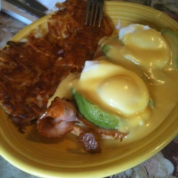 Wild Huckleberry - Eggs benedict !!! - Breakfast & Brunch Near Me - Wenatchee, Washington