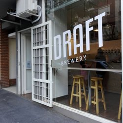Draft - Frente del bar invita a sentarse a tomar algo dentro