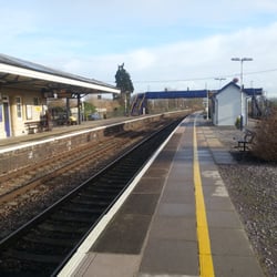 Castle Cary Station - Castle Cary station