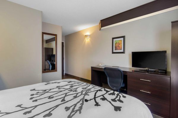 Sleep Inn by null