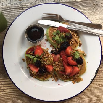 Blueys Kitchen - Pancakes are meh - Cafes Near Me - Santa Monica, California Blueys Kitchen - Pancakes are meh - Cafes Near Me - Santa Monica, California