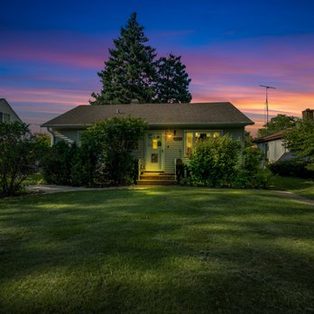 Lori Strock Photography - Twilight - Real Estate Photography Near Me - Frankfort, Illinois Lori Strock Photography - Twilight - Real Estate Photography Near Me - Frankfort, Illinois