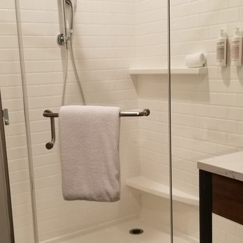 Archer Hotel Florham Park - Walk in shower - Hotels Near Me - Florham Park, New Jersey