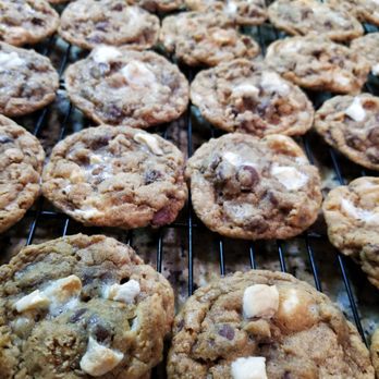 LillyRae Bakery - SMORES! - Bakeries Near Me