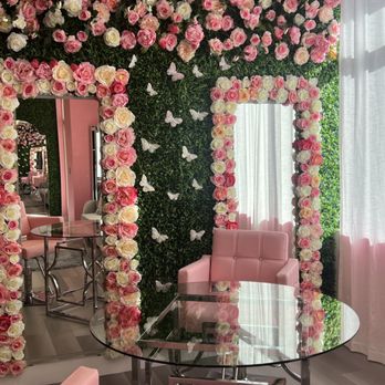 Glow DermSolutions - Cutest waiting area - Cosmetics & Beauty Supply Near Me - Las Vegas, Nevada