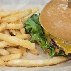 Sergio's - Burger
