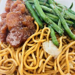 Ying's Chinese Food - Orange chicken, chow mein, green beans