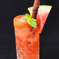 La Zona 69 Night Club Restaurante