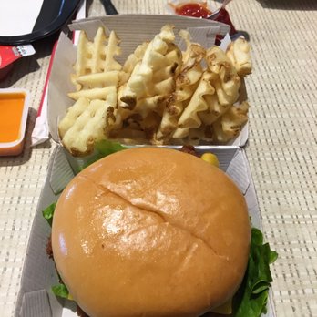 Chick-fil-A - Fast Food Near Me - Teterboro, New Jersey
