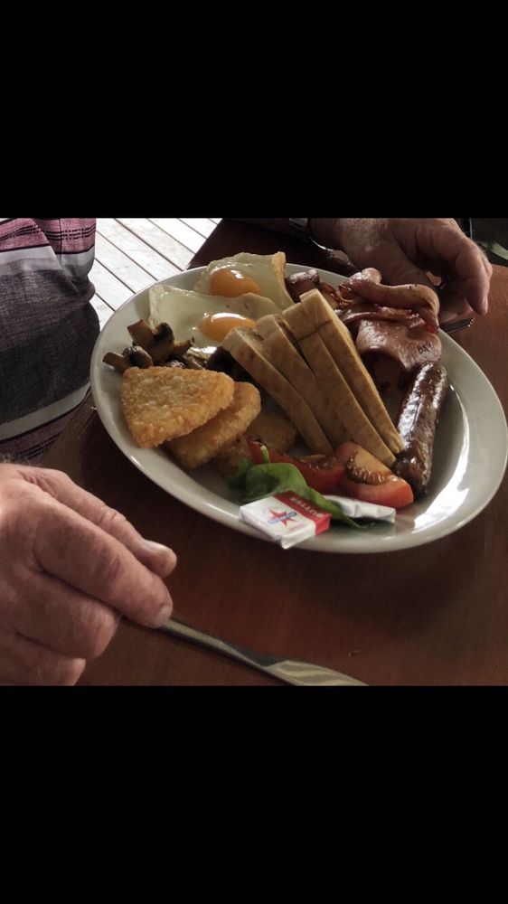 TIN CUP CAFE Updated September 2024 205 Main St, Beenleigh