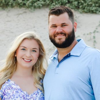 Route Three Productions - A couple poses for a portrait during a beach family photo session - Session Photography Near Me Route Three Productions - A couple poses for a portrait during a beach family photo session - Session Photography Near Me