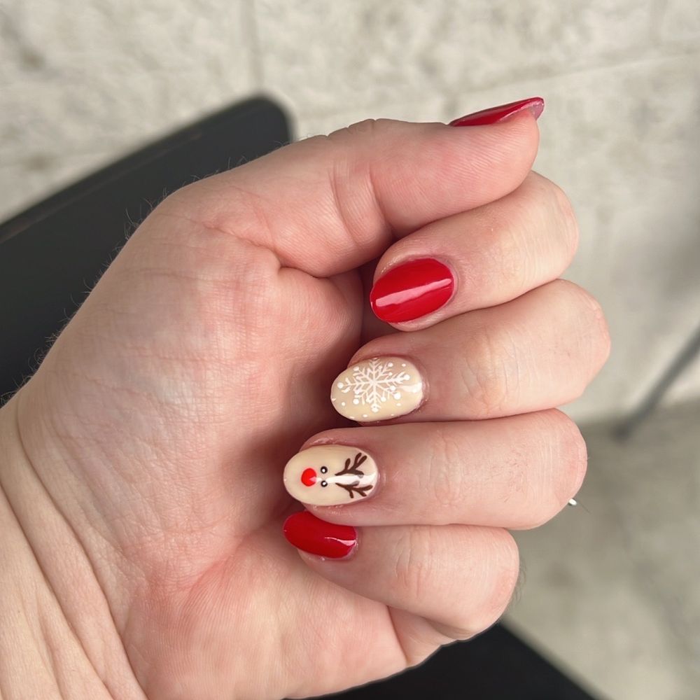 Rudolph nails Rudolph nails