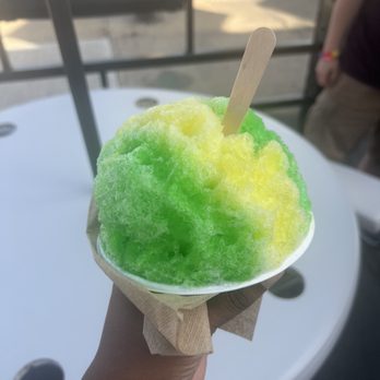 808 Shave Ice - Banyan Tree - Shaved Ice Near Me - Fairview Park, Ohio