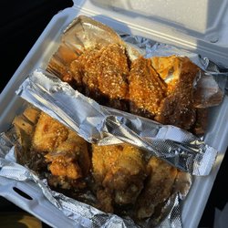 Dream Wings - Buffalo Lemon Peoper Garlic Parmesan Wings & Lemon Leoper Wings