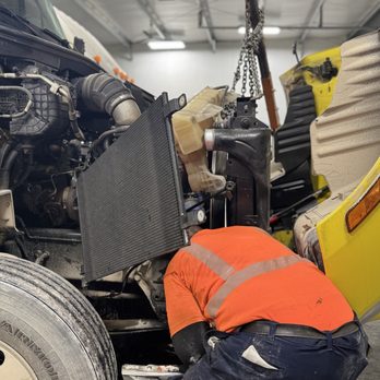 HeavyBoi Performance & Repair - Replacing a radiator - Commercial Truck Repair Near Me HeavyBoi Performance & Repair - Replacing a radiator - Commercial Truck Repair Near Me
