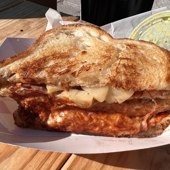 Simply WOW - Hawaiian Sandwich - Food Trucks Near Me