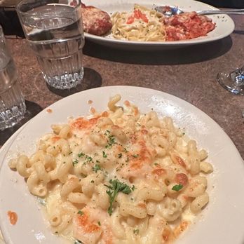 Vincenzo's Ristorante - Pasta with shrimp - Italian Near Me - Lincoln, Nebraska Vincenzo's Ristorante - Pasta with shrimp - Italian Near Me - Lincoln, Nebraska