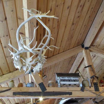 Gunflint Lodge - Decor inside the lodge. - Vacation Rentals Near Me - Grand Marais, Minnesota Gunflint Lodge - Decor inside the lodge. - Vacation Rentals Near Me - Grand Marais, Minnesota