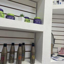 Plaza Caracol - Omar Ala Torre's Salon