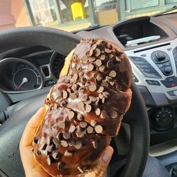 Foster's Donuts