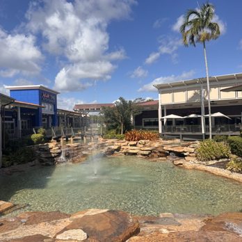 The Falls - Shopping Centers Near Me - Miami, Florida