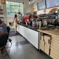 BreadWorks at Broad Ripple - Front counter