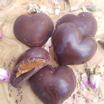 Integrity Cacao - Raw date caramel filled hearts - Chocolatiers & Shops Near Me Integrity Cacao - Raw date caramel filled hearts - Chocolatiers & Shops Near Me