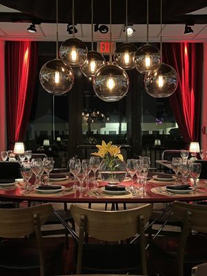 Lola Restaurant & Grill by null
