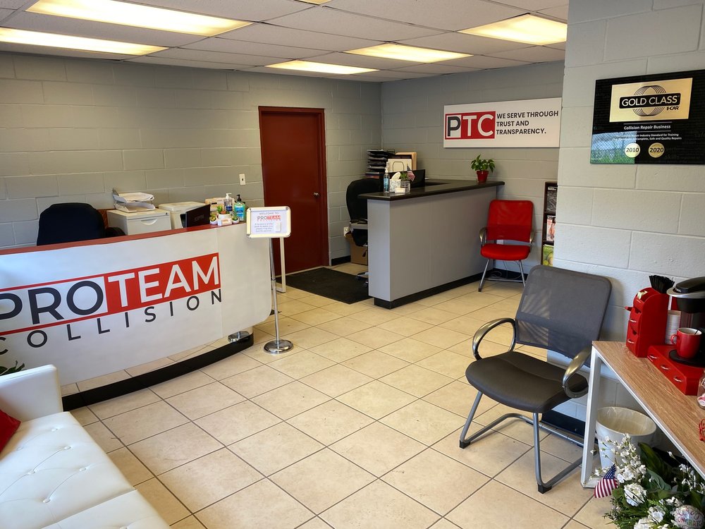 PRO TEAM COLLISION Updated July 2024 17 Photos & 14 Reviews 378