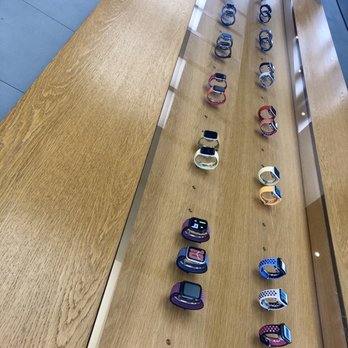 Apple Store - Greenwich Avenue - Apple watches 2019 5 series - Mobile Phones Near Me - Greenwich, Connecticut Apple Store - Greenwich Avenue - Apple watches 2019 5 series - Mobile Phones Near Me - Greenwich, Connecticut
