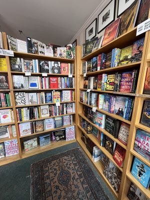 Landmark Booksellers | Franklin, Tennessee by null