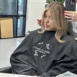 Summer Rose knows how to do blonde hair! Summer Rose knows how to do blonde hair!
