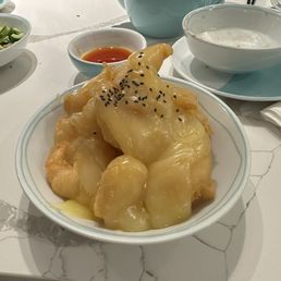 Shredded jellyfish with sauce Shredded jellyfish with sauce