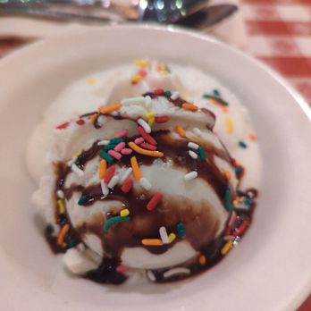 Buca di Beppo Italian Restaurant - Italian Near Me - Universal City, California