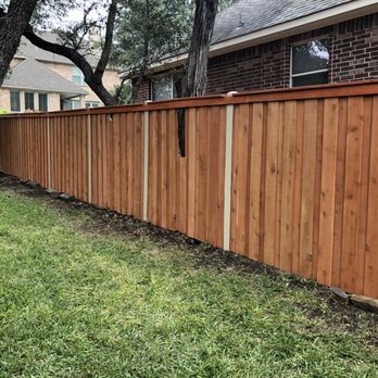Comal Fence - Horizontal Wood Fence - Fences & Gates Near Me