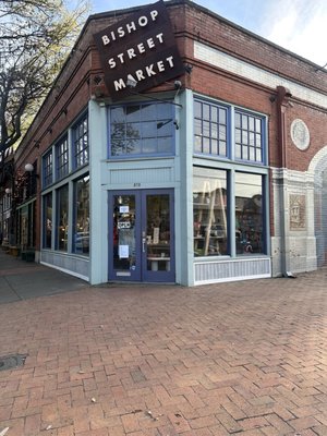 Bishop Street Market