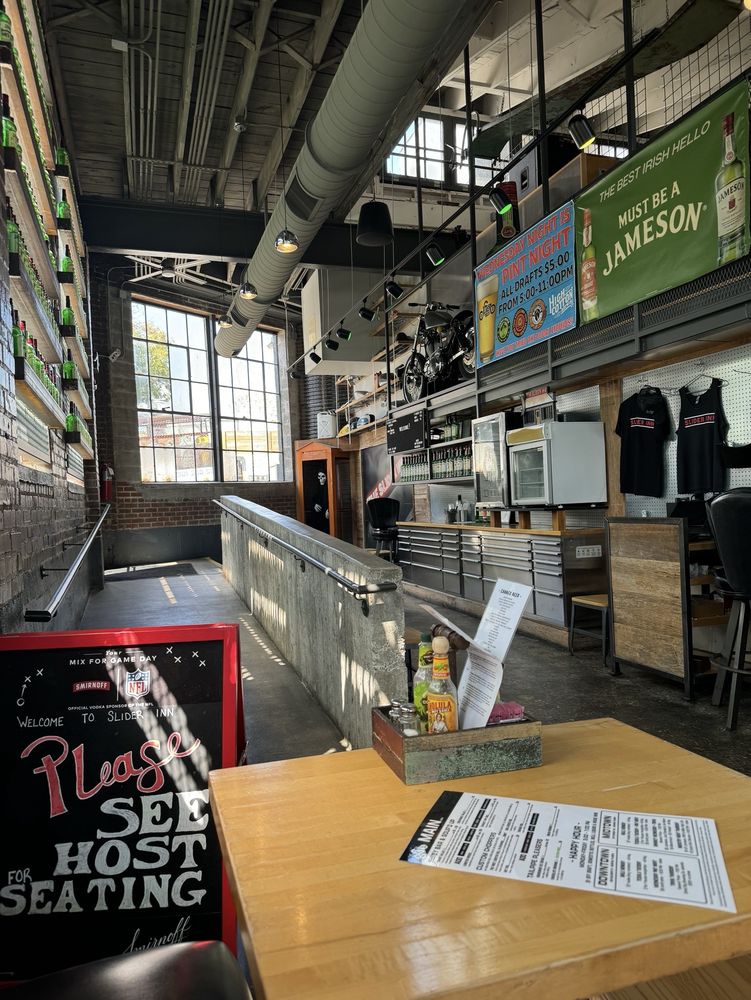 Slider Inn - Downtown