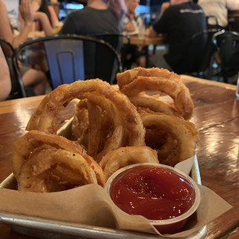 Brew Kitchen Bar - onion rings - Gastropubs Near Me - Monterey Park, California
