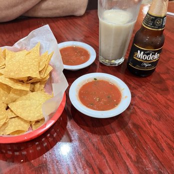Chile Rojo - Horchata & cerveza - Mexican Near Me - Mount Airy, North Carolina