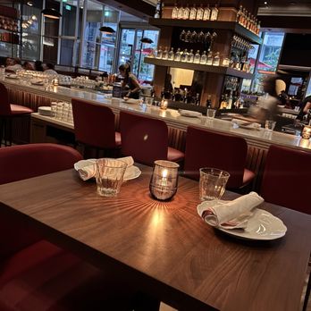 Nook - Seating - Italian Near Me - Vancouver, British Columbia
