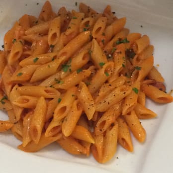 Da Thomas - Pasta Arribiata - Sardinian Near Me - Santa Teresa Gallura, OT