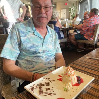 Roy's Kaanapali - Happy Birthday personalized dessert - Hawaiian Near Me - Lahaina, Hawaii Roy's Kaanapali - Happy Birthday personalized dessert - Hawaiian Near Me - Lahaina, Hawaii