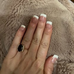 L A Nail Salon