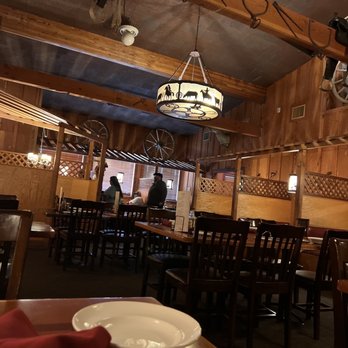 Cattlemens - Decor - Steakhouses Near Me - Livermore, California Cattlemens - Decor - Steakhouses Near Me - Livermore, California