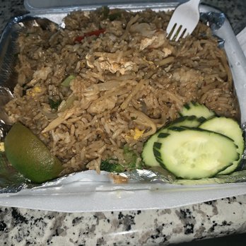 Bananas Thai Cuisine - Basil Fried Rice w/Shrimp. - Thai Near Me - Houston, Texas