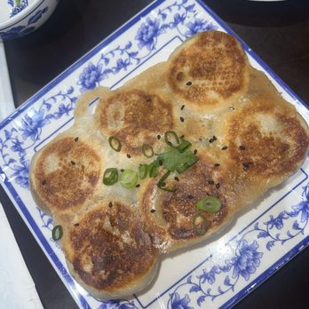 1915 Lanzhou Hand Pulled Noodles - B2.Traditional Pan Fried Buns(6)-(6) - Noodles Near Me - New York, New York 1915 Lanzhou Hand Pulled Noodles - B2.Traditional Pan Fried Buns(6)-(6) - Noodles Near Me - New York, New York