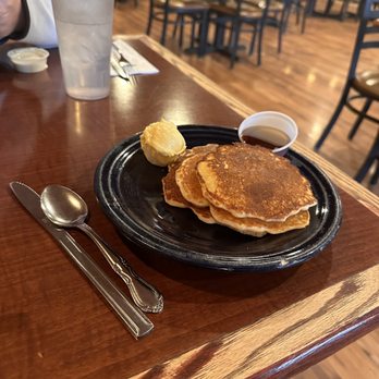 The Coffee Mug - Side of cakes - Breakfast & Brunch Near Me - Elko, Nevada
