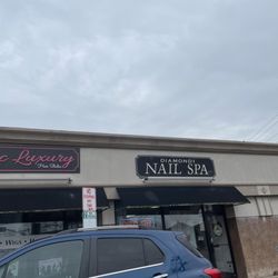 Diamond Nails & Spa - Front of the store.