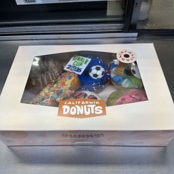 California Donuts - Yummy, fresh donuts! - Bakeries Near Me - Los Angeles, California