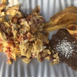 Restaurante Mar Celeste - Breakfast Eggs with ham scrambled and beans and plantain chips.